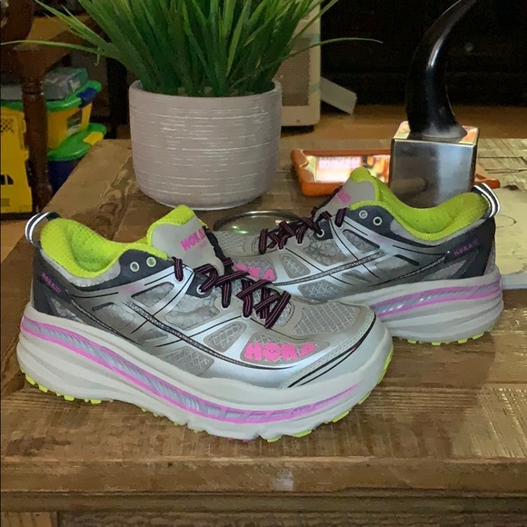 hoka womens size 9